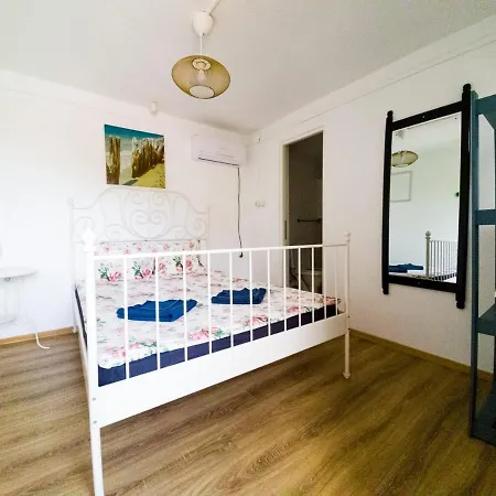Oz Tatil parkı 2*